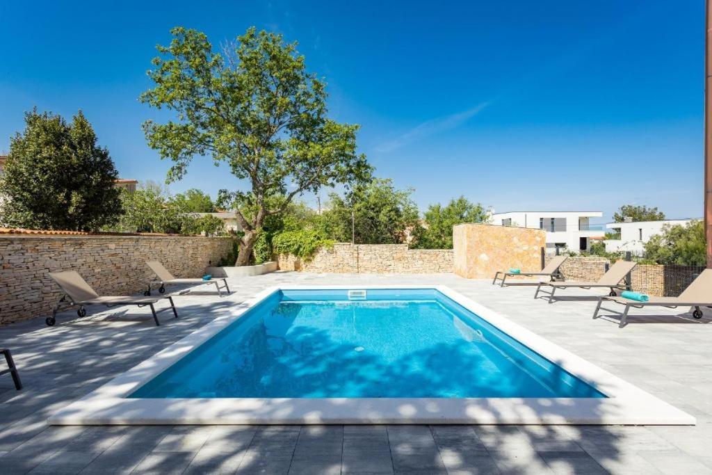 Cesare Apartment, With Swimming Pool And Sea View Ližnjan Exterior foto