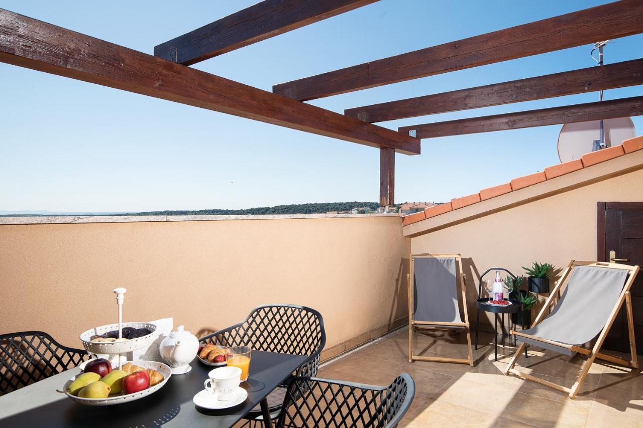 Cesare Apartment, With Swimming Pool And Sea View Ližnjan Exterior foto