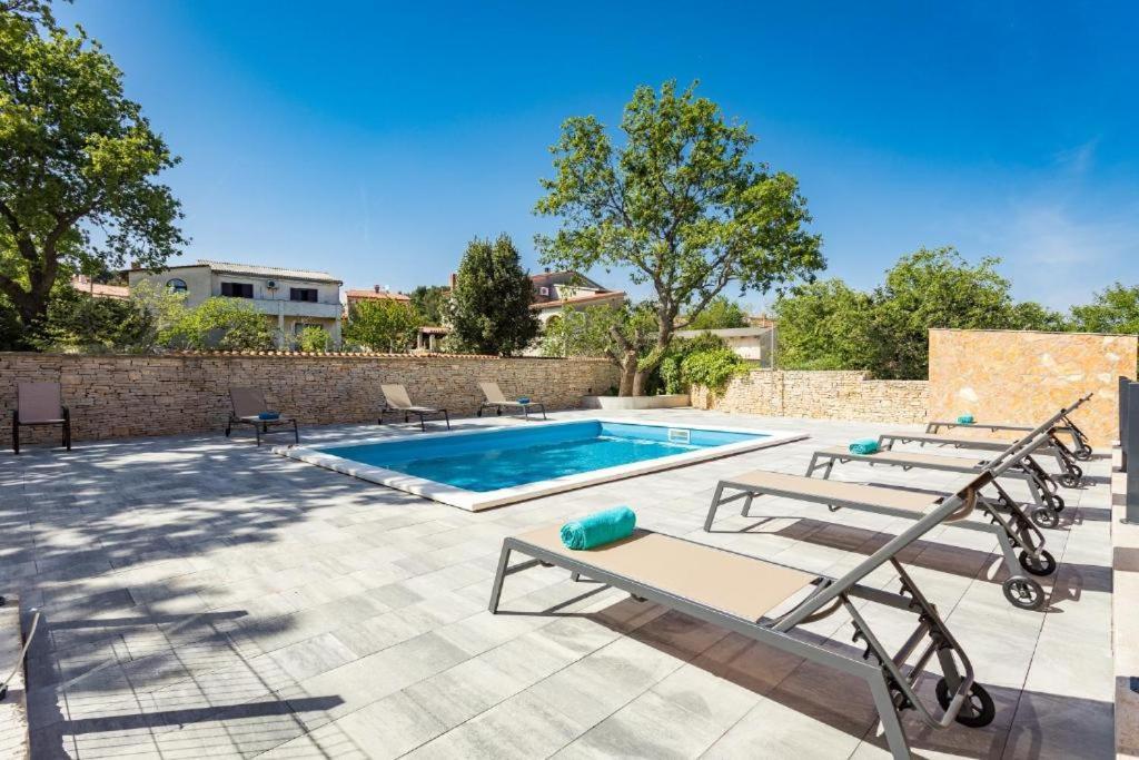 Cesare Apartment, With Swimming Pool And Sea View Ližnjan Exterior foto